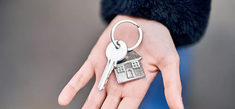 Trusted Broken Key Extraction Stanton